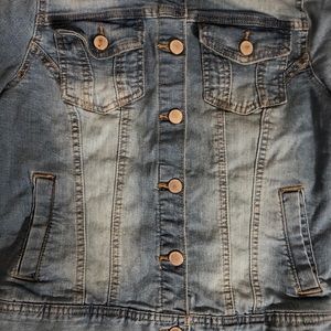 Vintage Charm Denim Jean Jacket